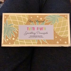 Too Faced Tutti Frutti Sparking Pineapple